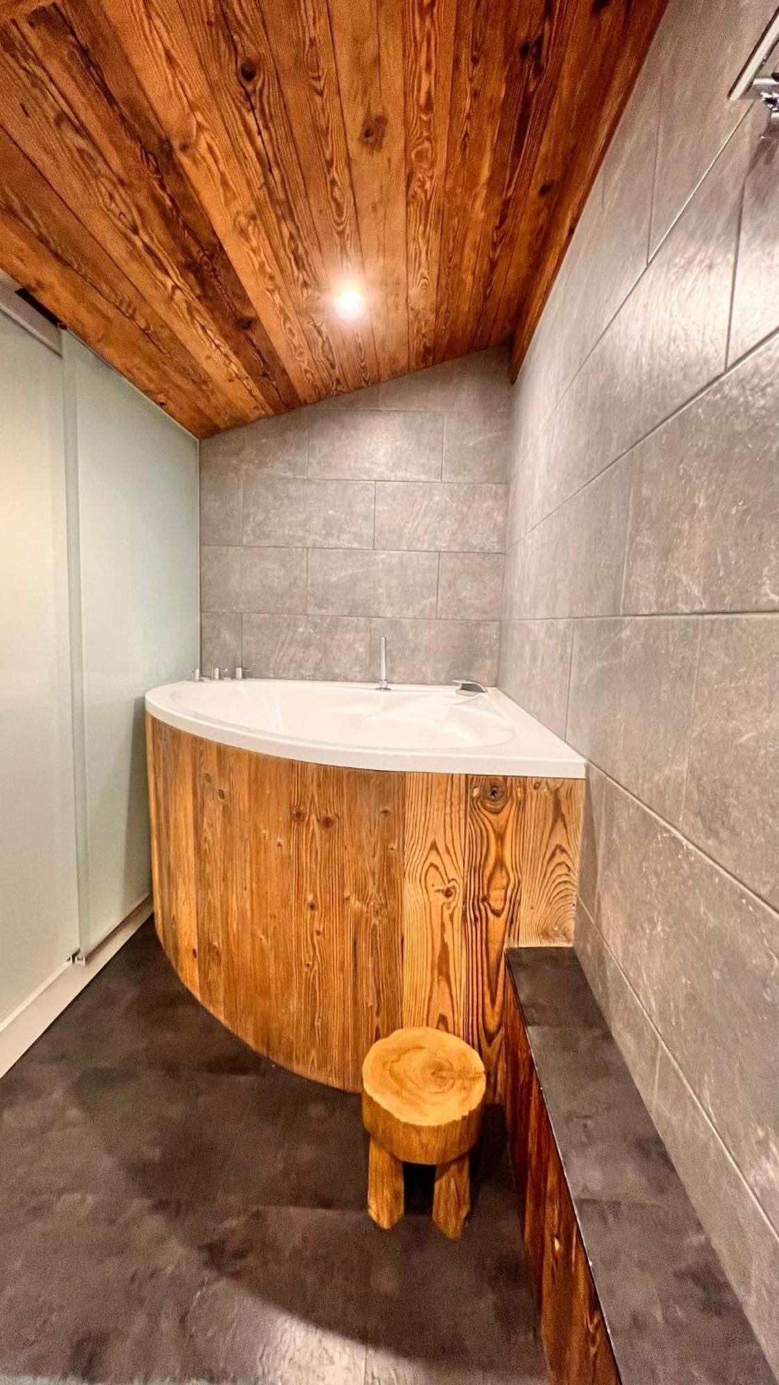 Appartement Cozy Alpine Attic Savièse